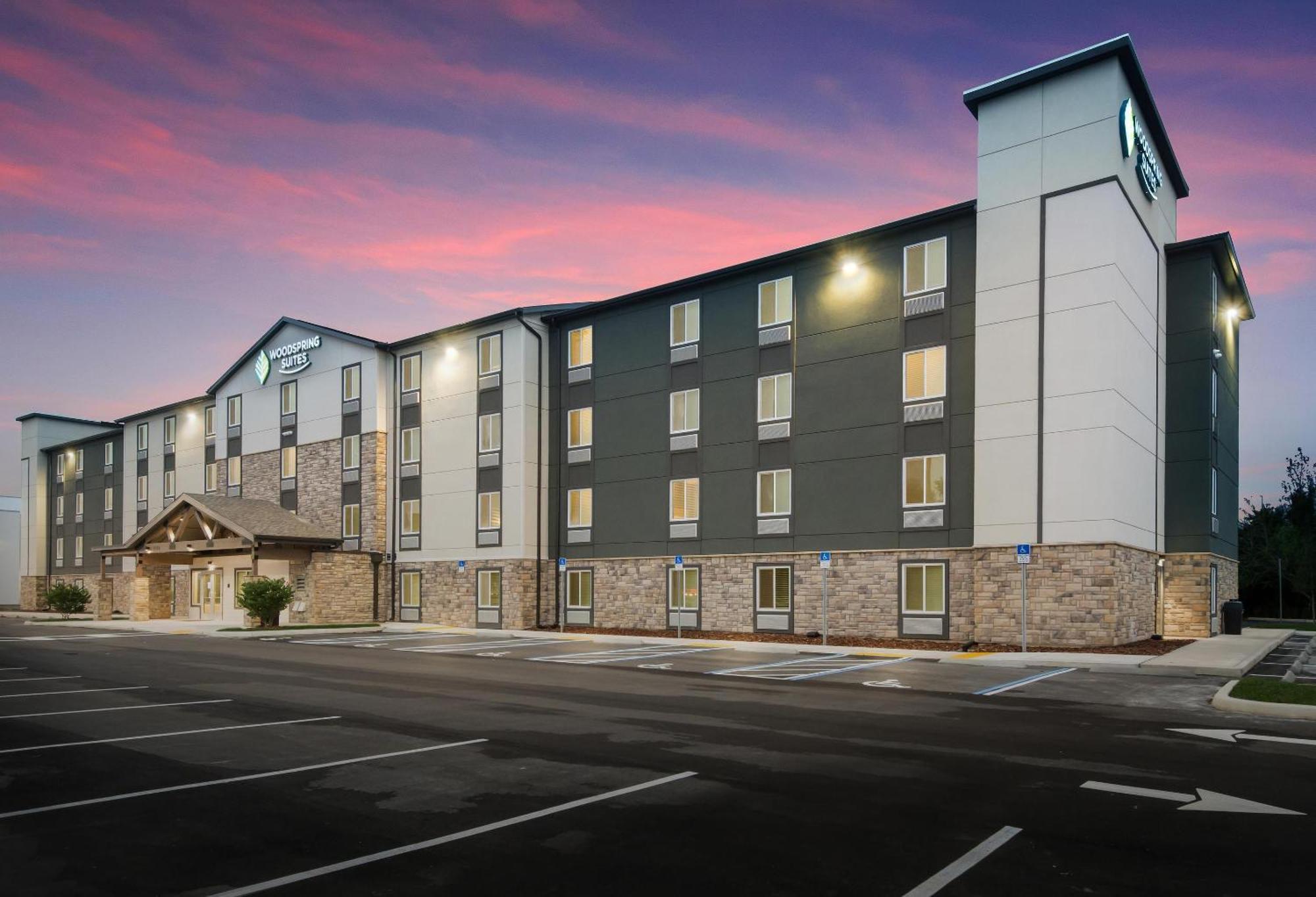 Woodspring Suites Tampa Airport North Veterans Expressway Bagian luar foto