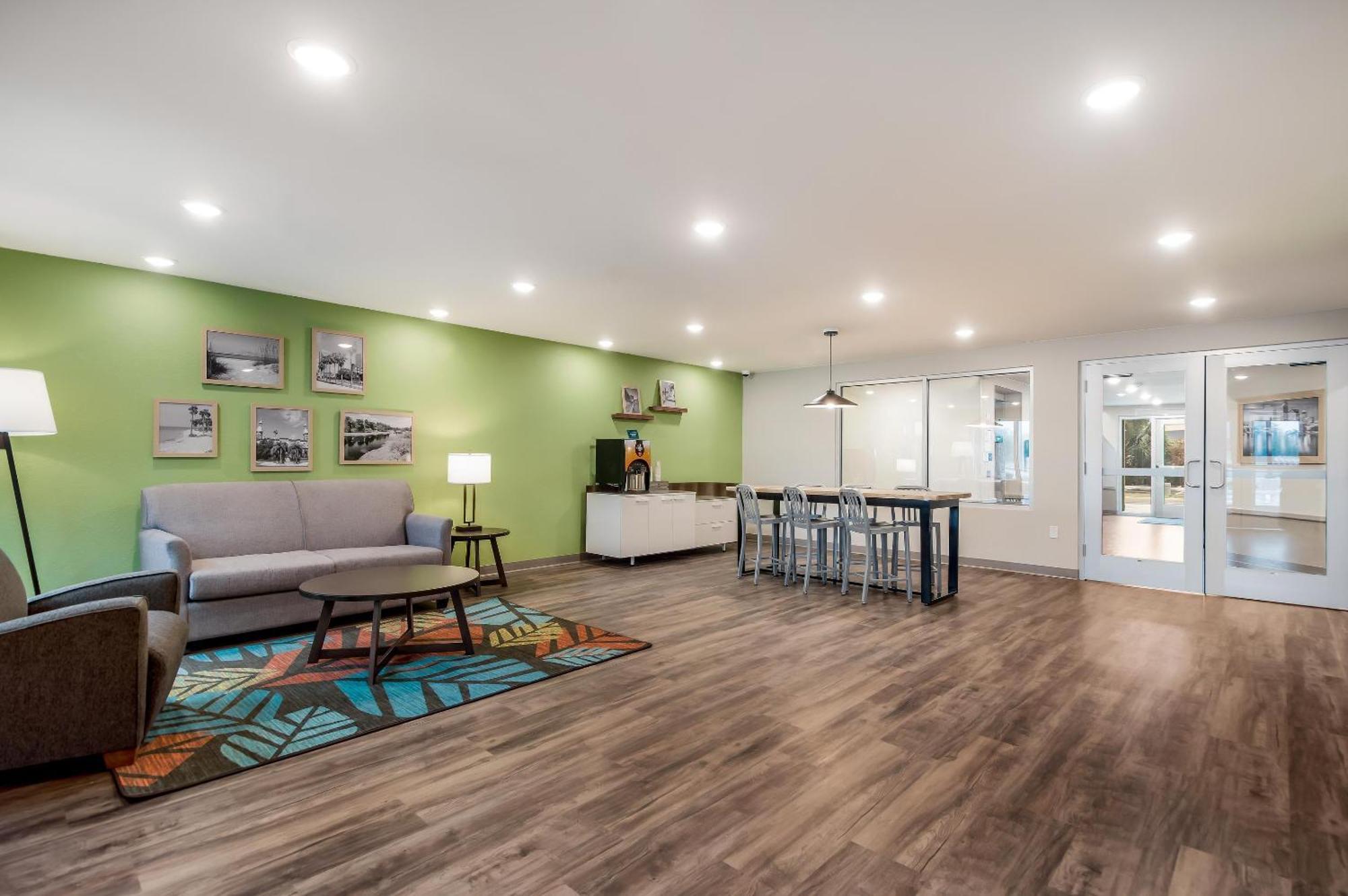 Woodspring Suites Tampa Airport North Veterans Expressway Bagian luar foto